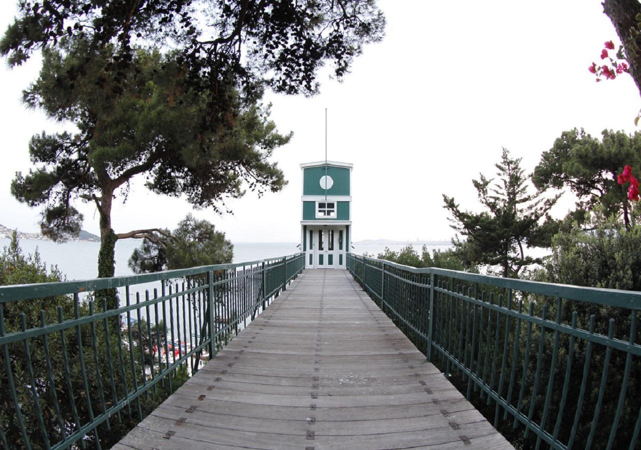 Hotel Anadolu Kulubu Adalar Esterno foto